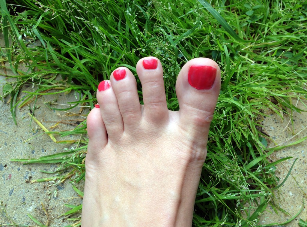 nail polish toe creatures photo